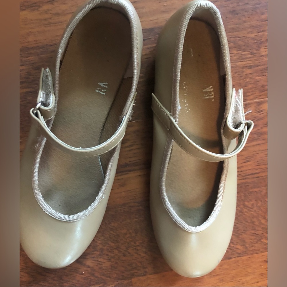Little girls Tap dance shoes size 11.5